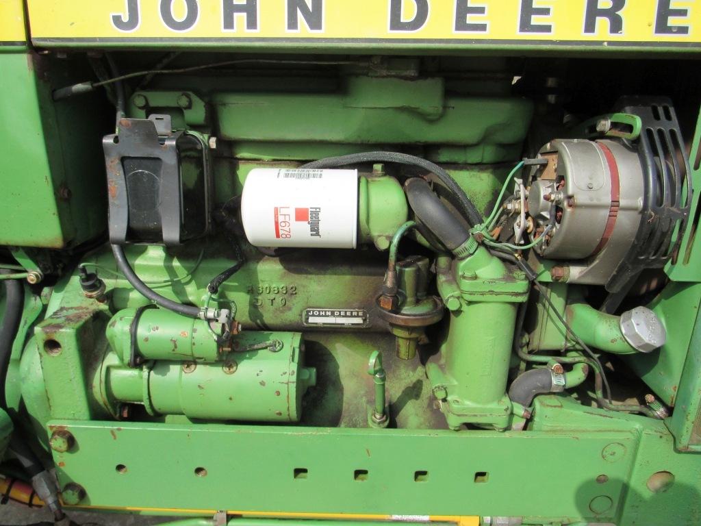 John Deere 2630 Farm Tractor