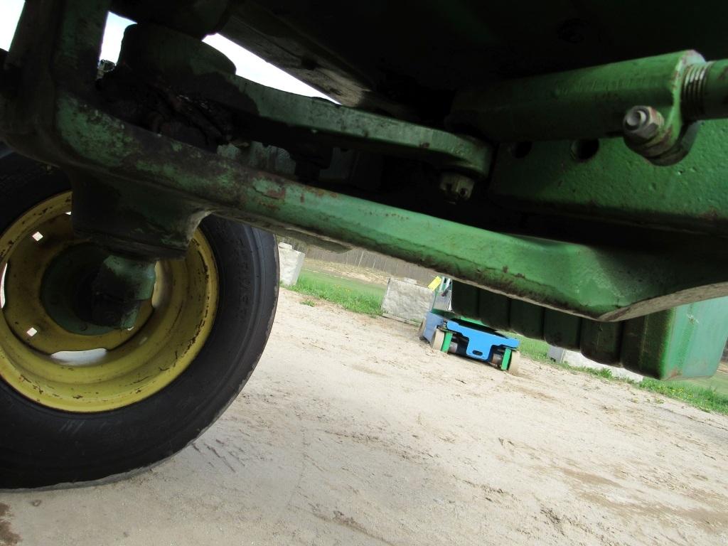 John Deere 2630 Farm Tractor