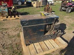 Miller Legend AEAD-200LE Welder