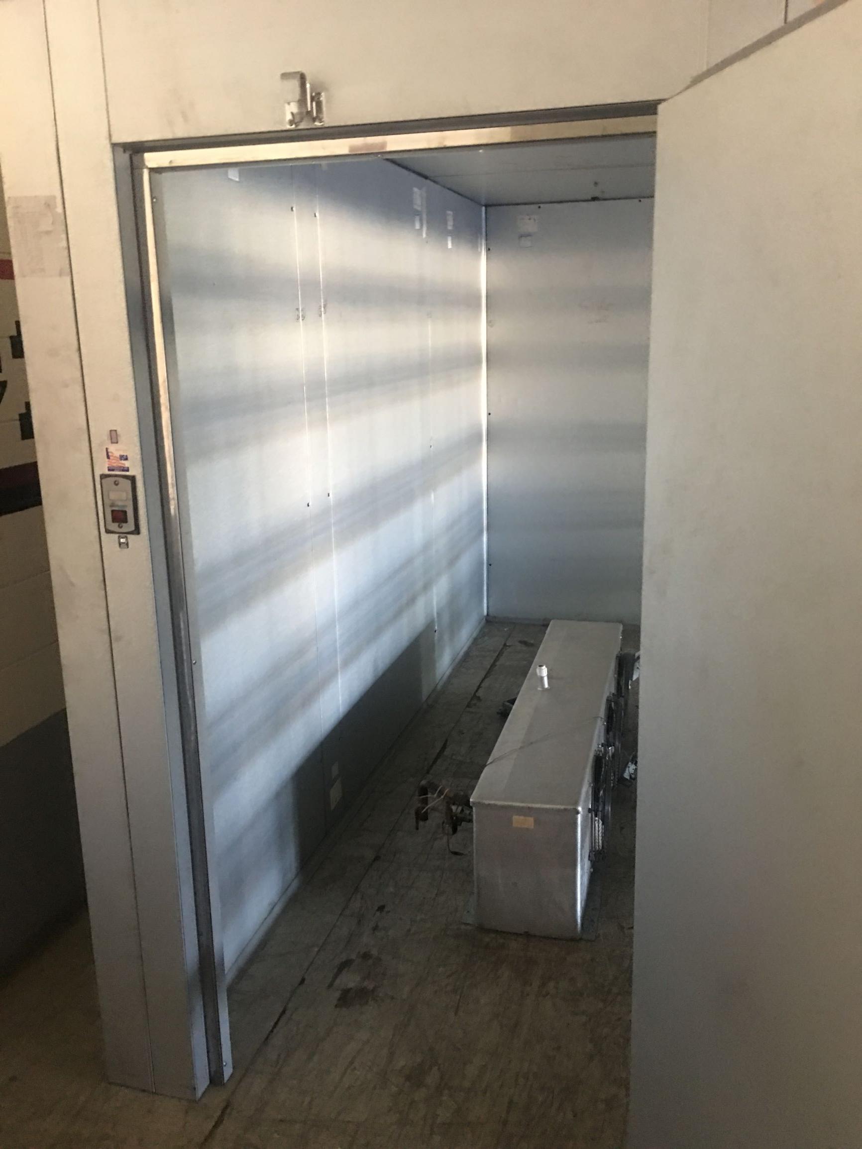 8 x 12 Walk In Cooler