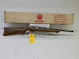 Ruger, 10/22, 22LR, sn: 234-60881, 18.5" brl, rifle, with box