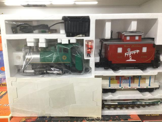 lionel g scale NORTH POLE RR train set iob