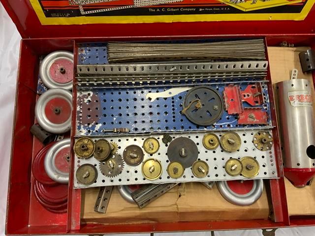 gilbert erector set No 8 1/2--- not complete