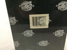 2 boxes collectible trading cards - topps batman returns/