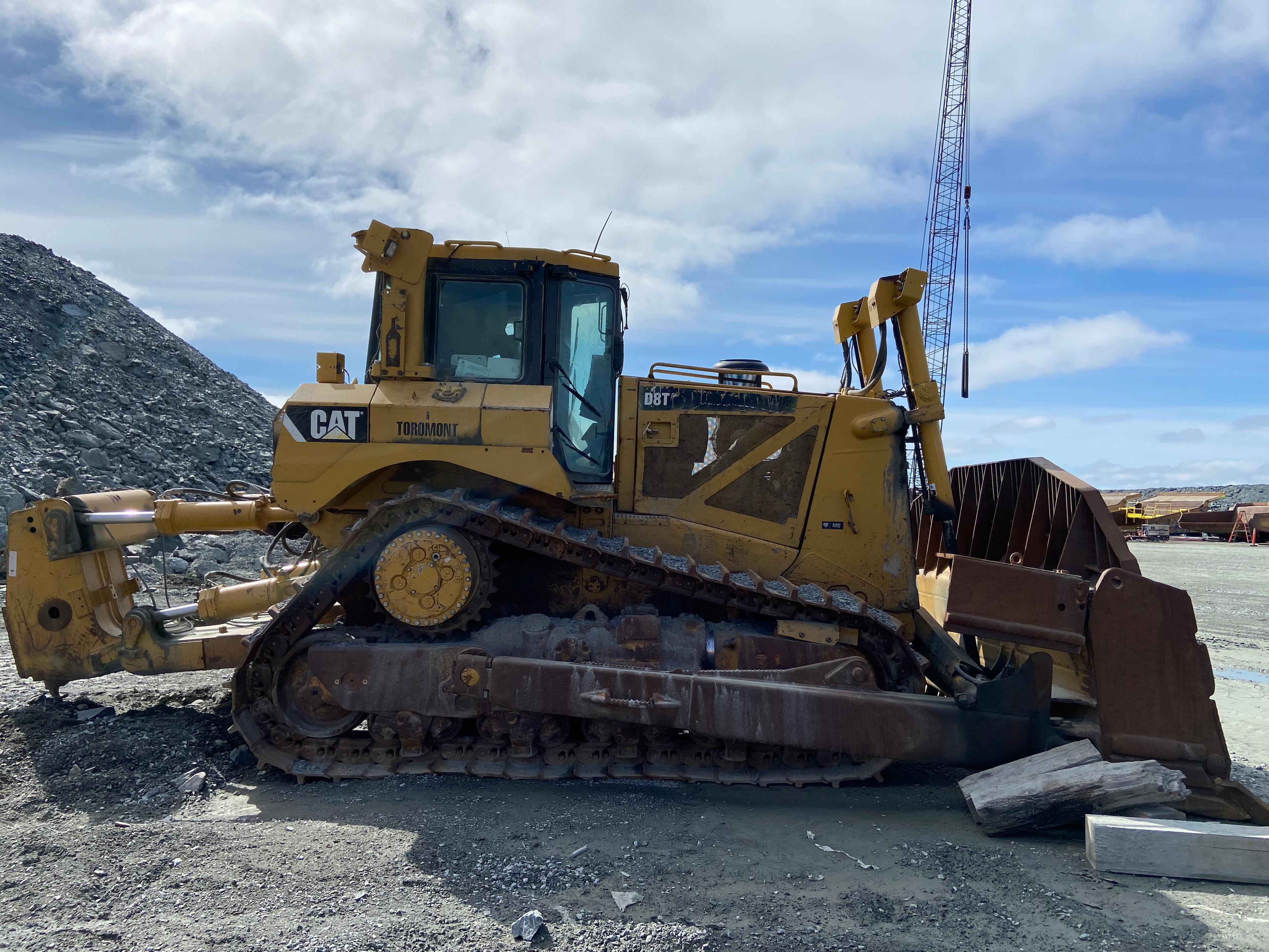 DOZER D8T CATERPILLAR