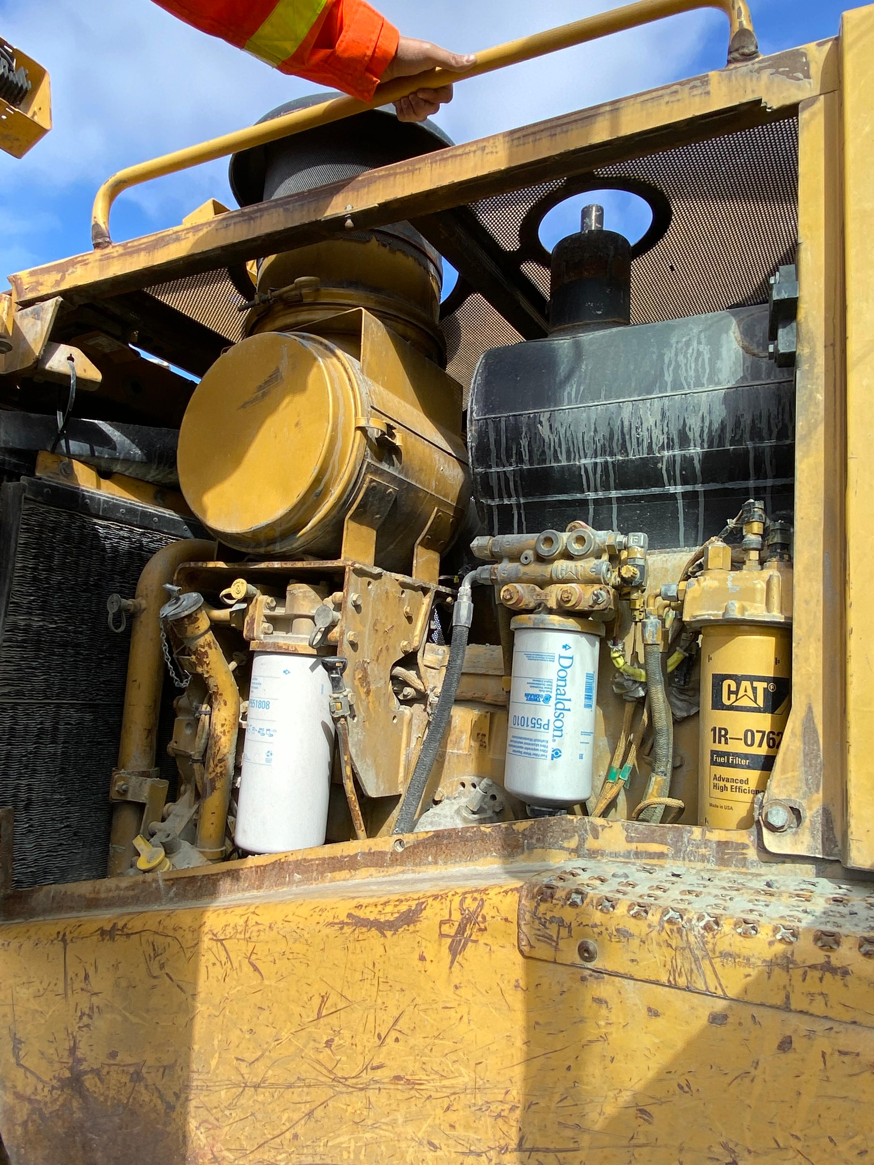 DOZER D8T CATERPILLAR