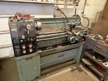 Unreserved - King Industrial 14" x 40" Metal Lathe