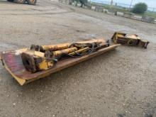 Unreserved - 2009 Caterpillar 160M Grader Snow Wing