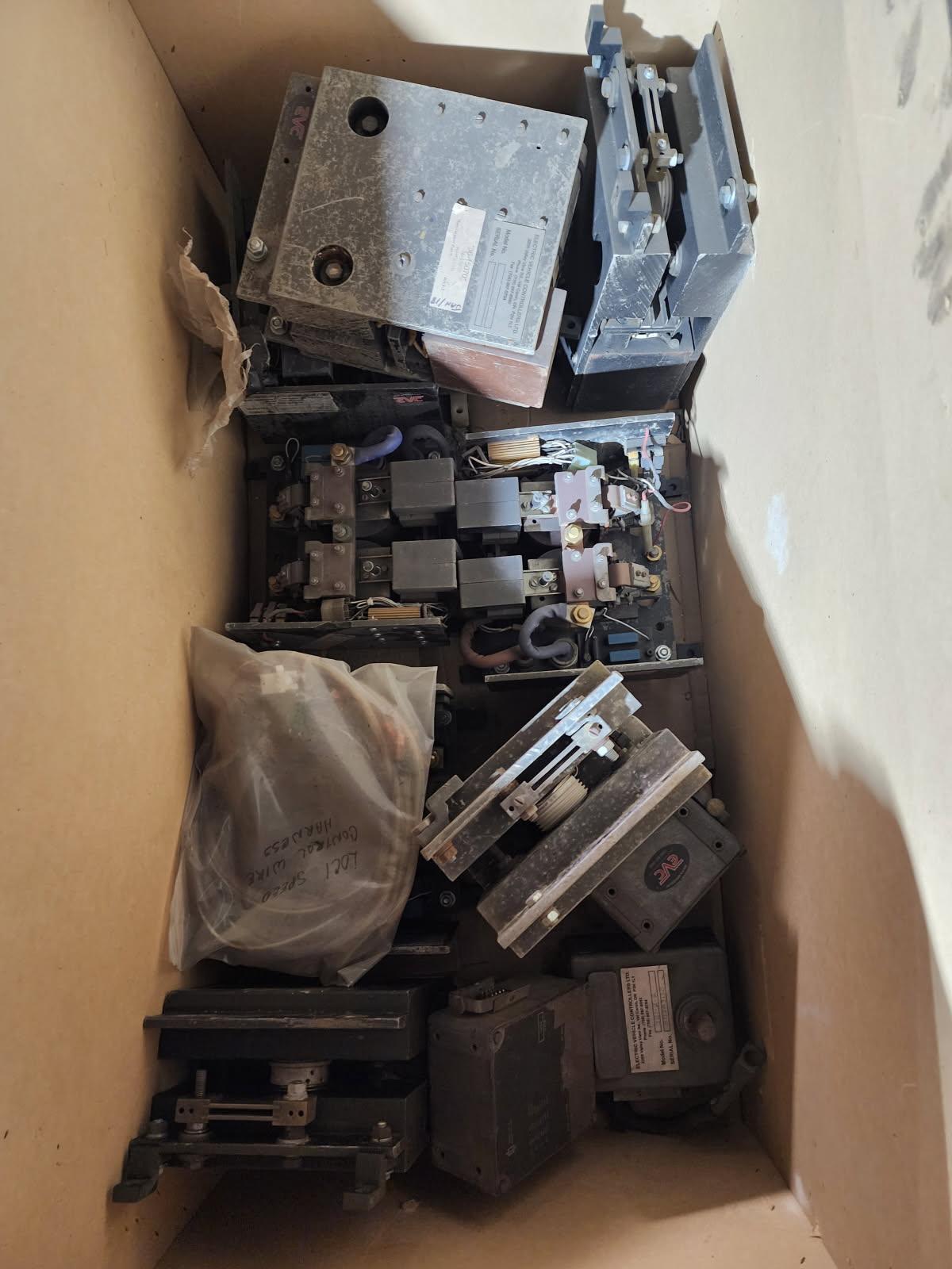 Unreserved - Loci Battery Charger & Misc Controllers