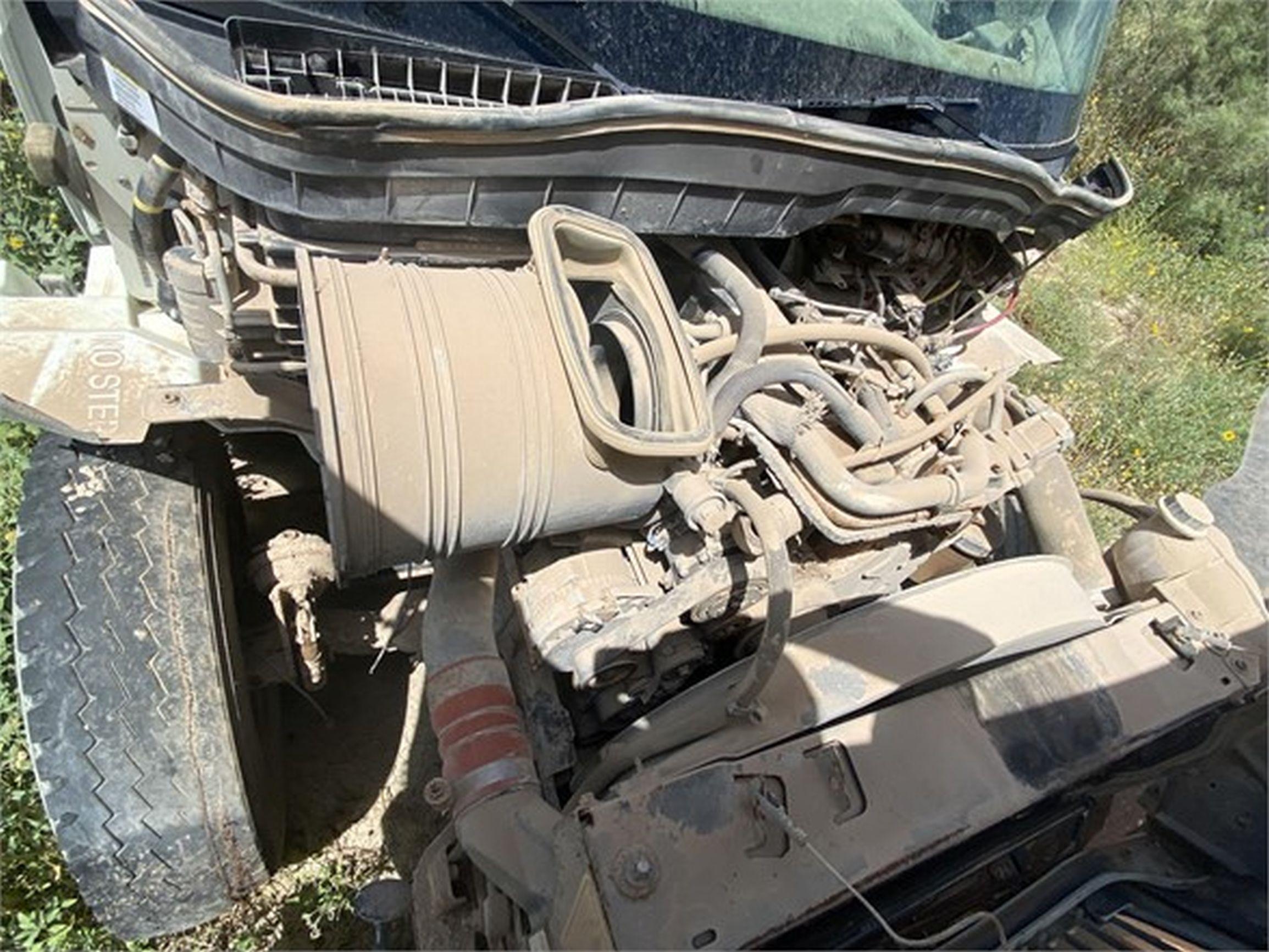 2011 INTERNATIONAL DURASTAR 4300