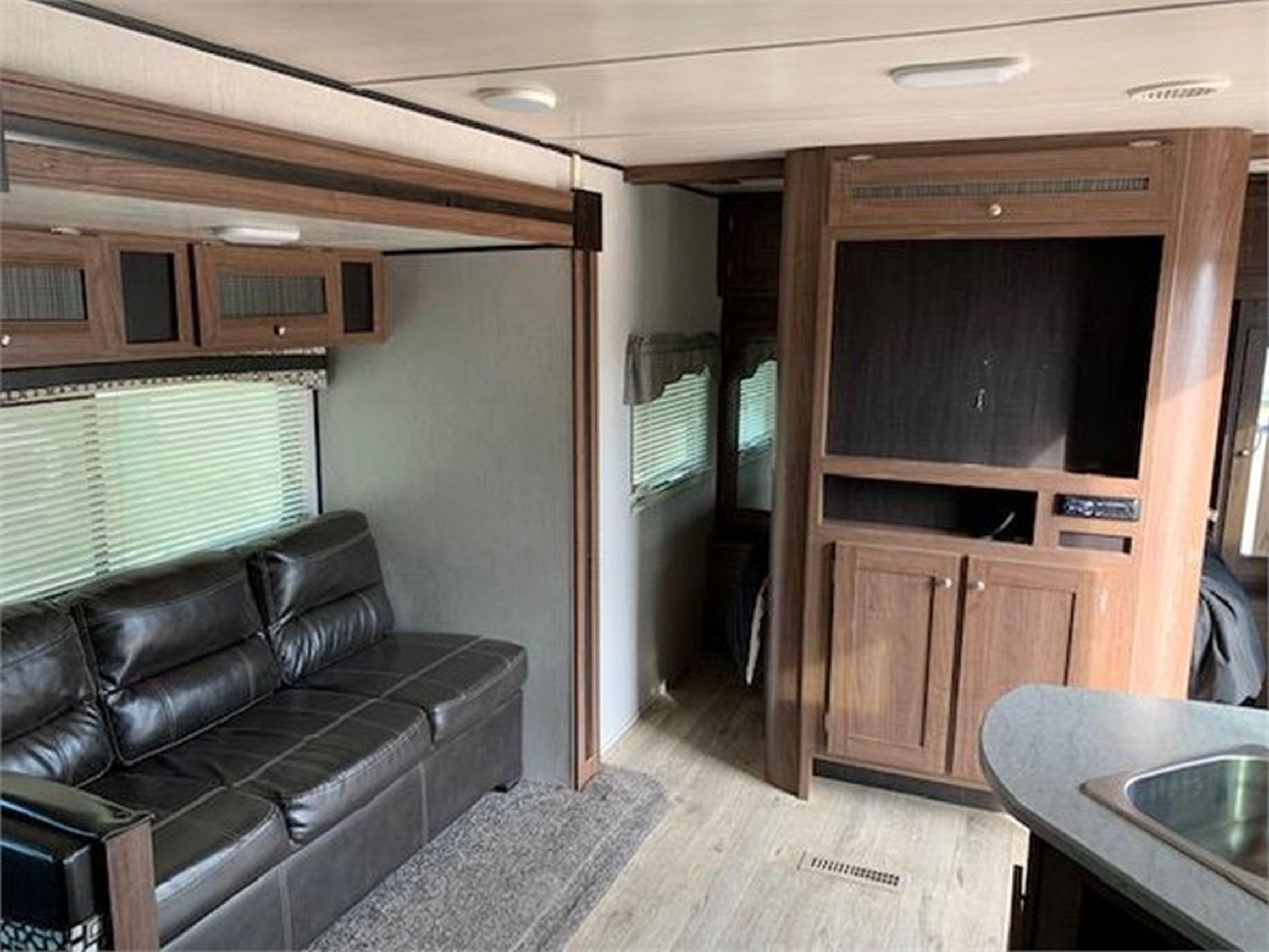 2019 HEARTLAND PROWLER LYNX 32LX