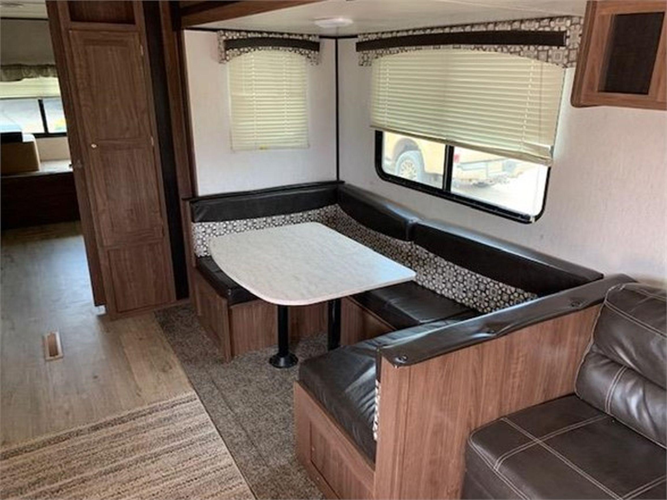 2019 HEARTLAND PROWLER LYNX 32LX
