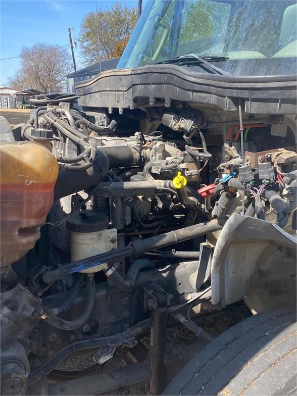 2005 KENWORTH T300
