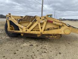2002 DEERE 1810E 132