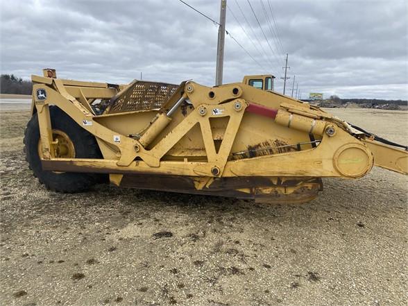 2002 DEERE 1810E 132