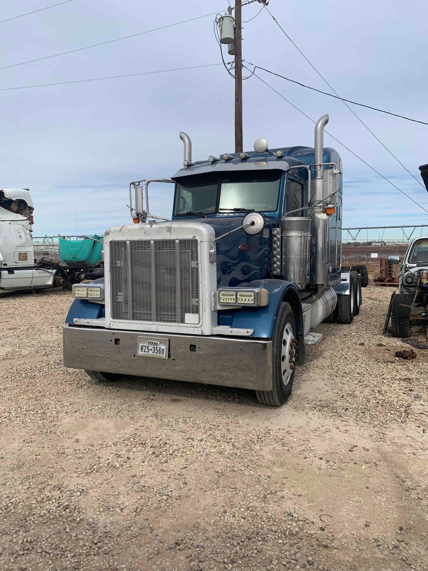 2006 Peterbilt 378 Sleeper