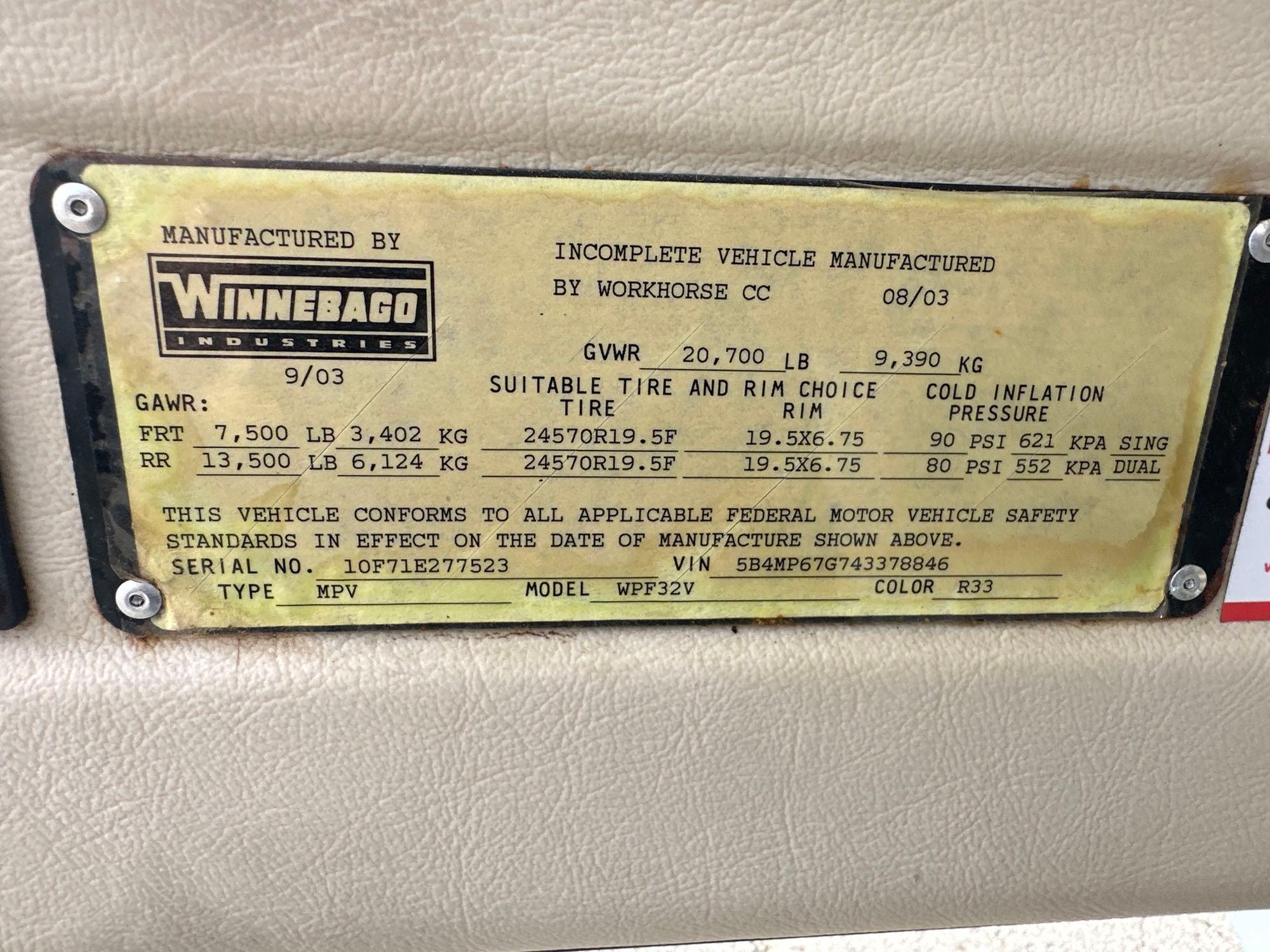 2004 Winnebago Brave