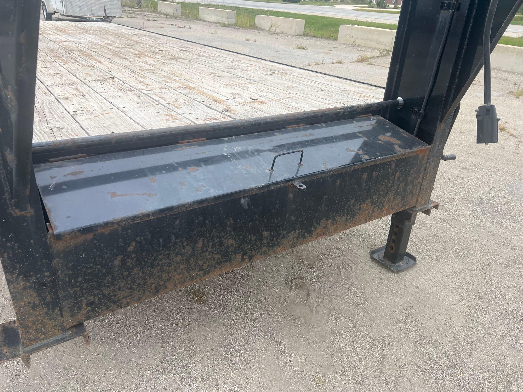 2017 Trailerman 8ft x 20ft Gooseneck Trailer
