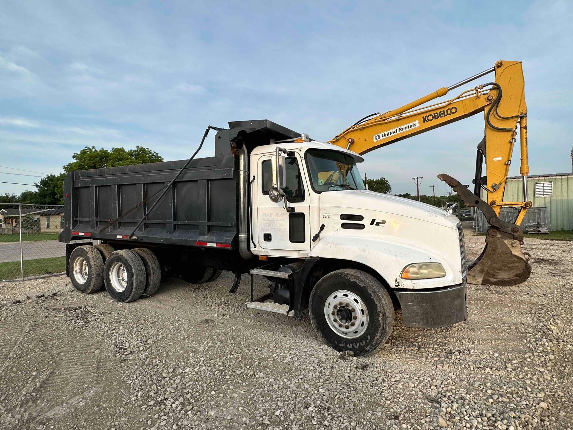 2004 Mack CX613 6x4 Tandem Axle Dump Truck