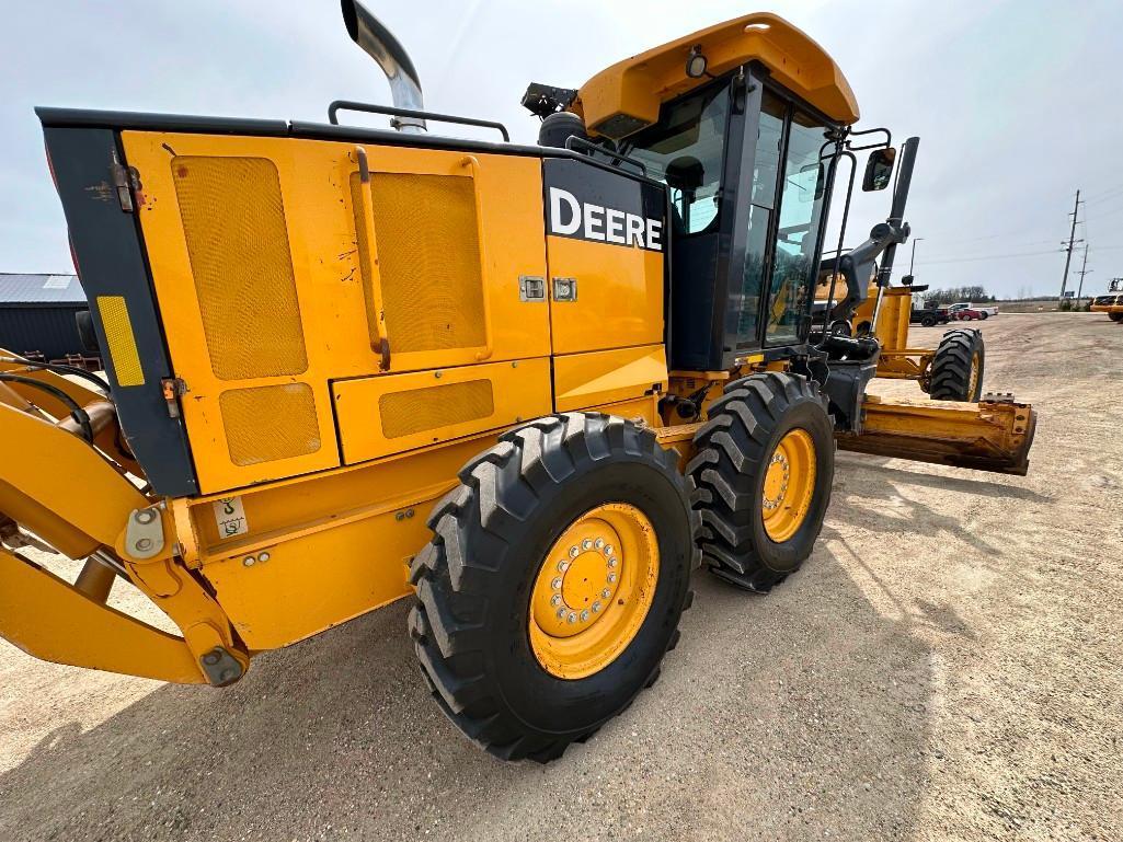 2015 Deere 672GP Motor Grader