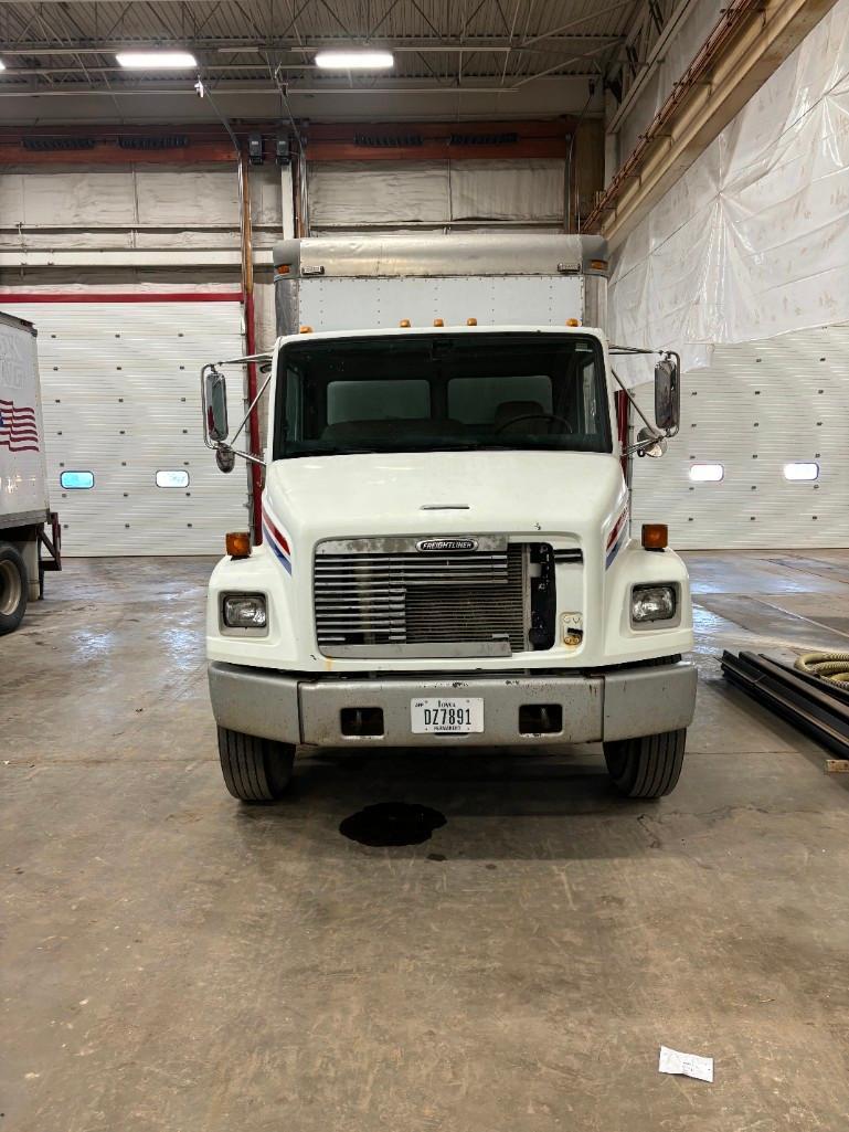 2000 Frieghtliner Semi