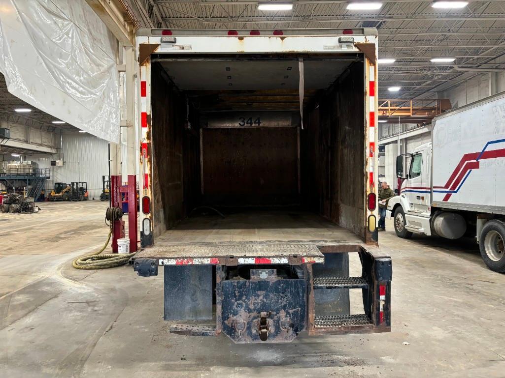 2000 Frieghtliner Semi