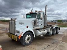 2004 Kenworth W900