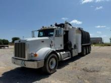 2014 Peterbilt 1600 MudDog Hydrovac. 149,870 miles on the meter. Single engine drive. Smart CANbus