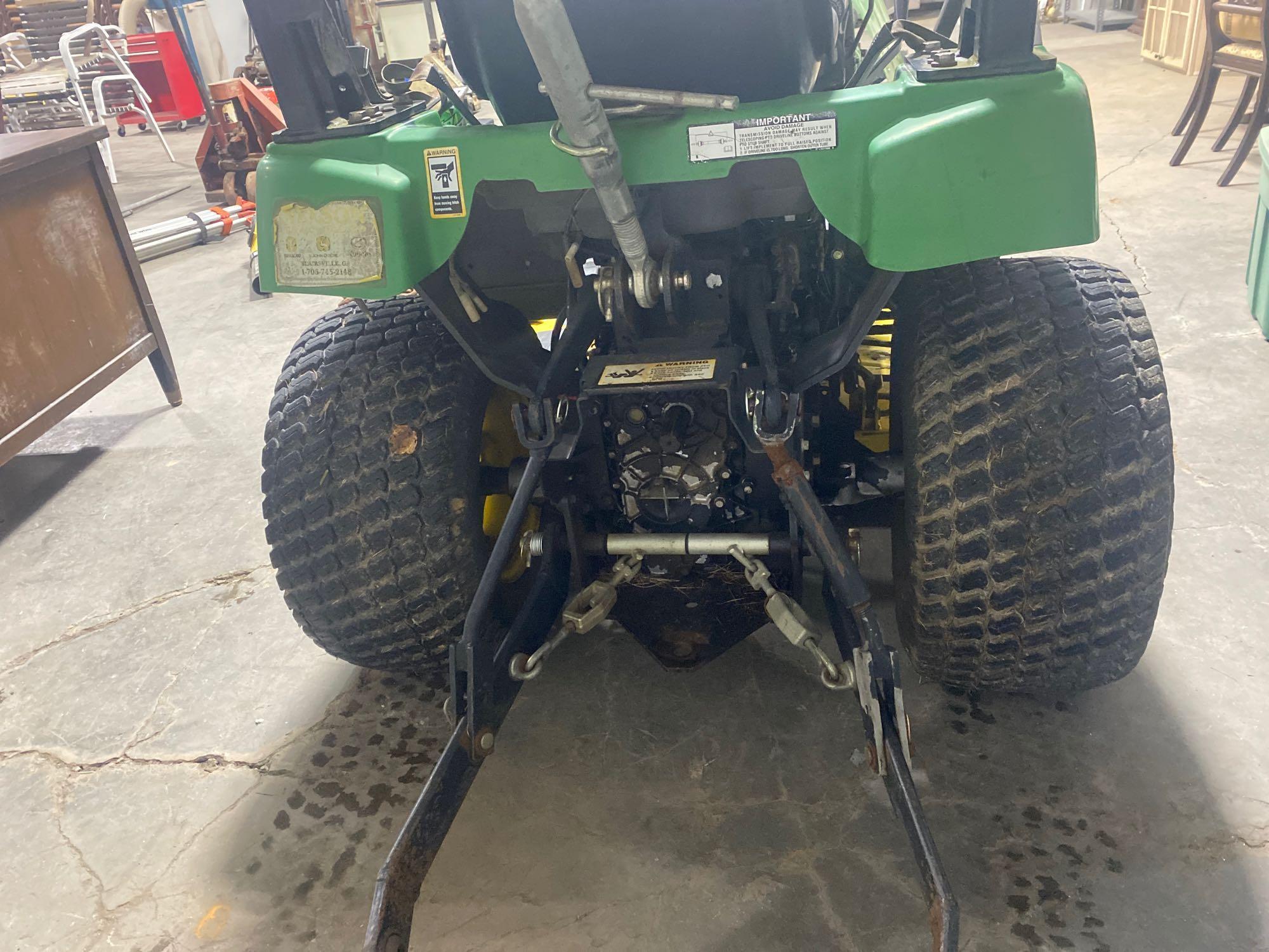 John Deere 2305 4x4 Tractor