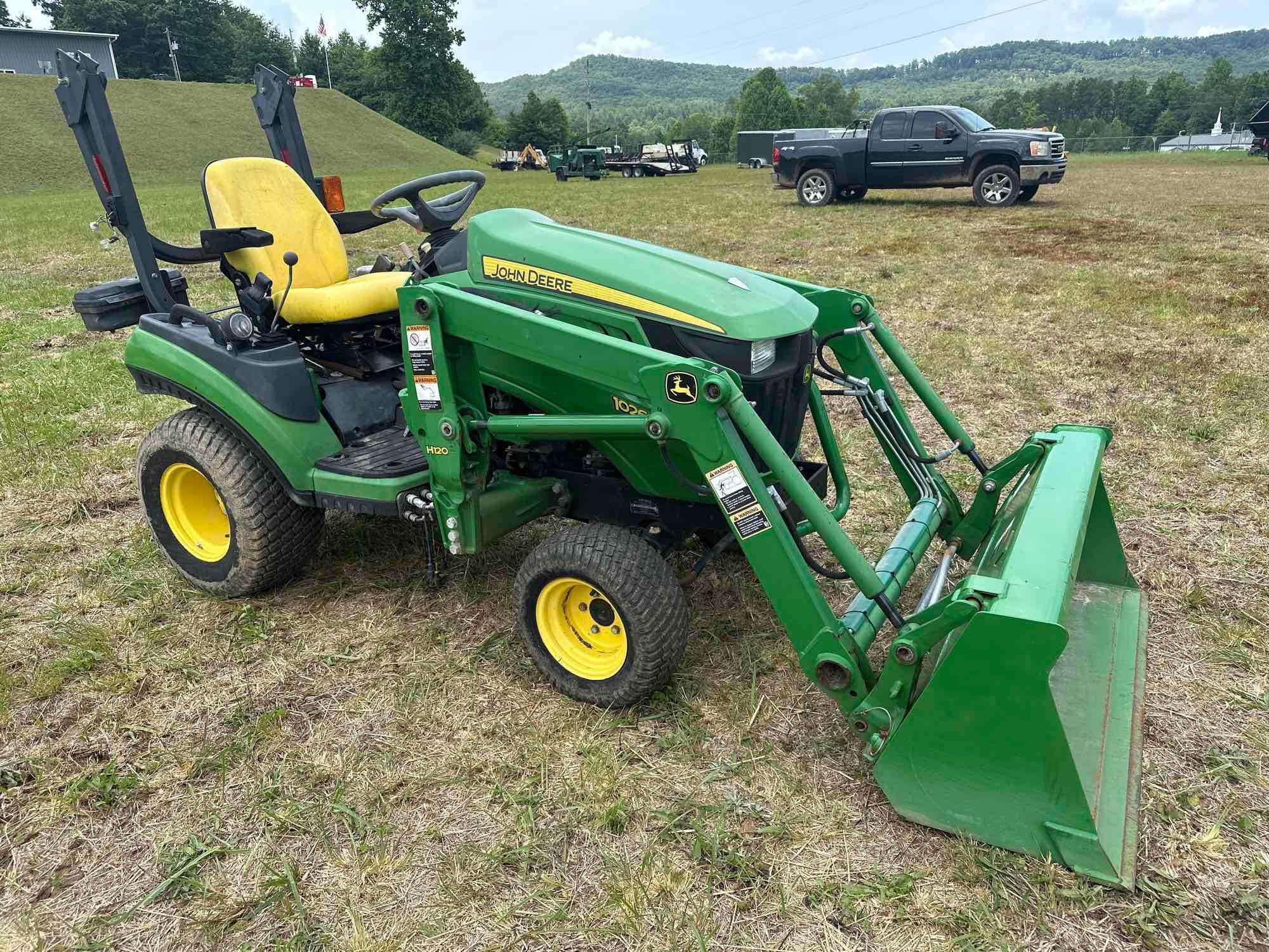 John Deere 1026R Tractor with Loader