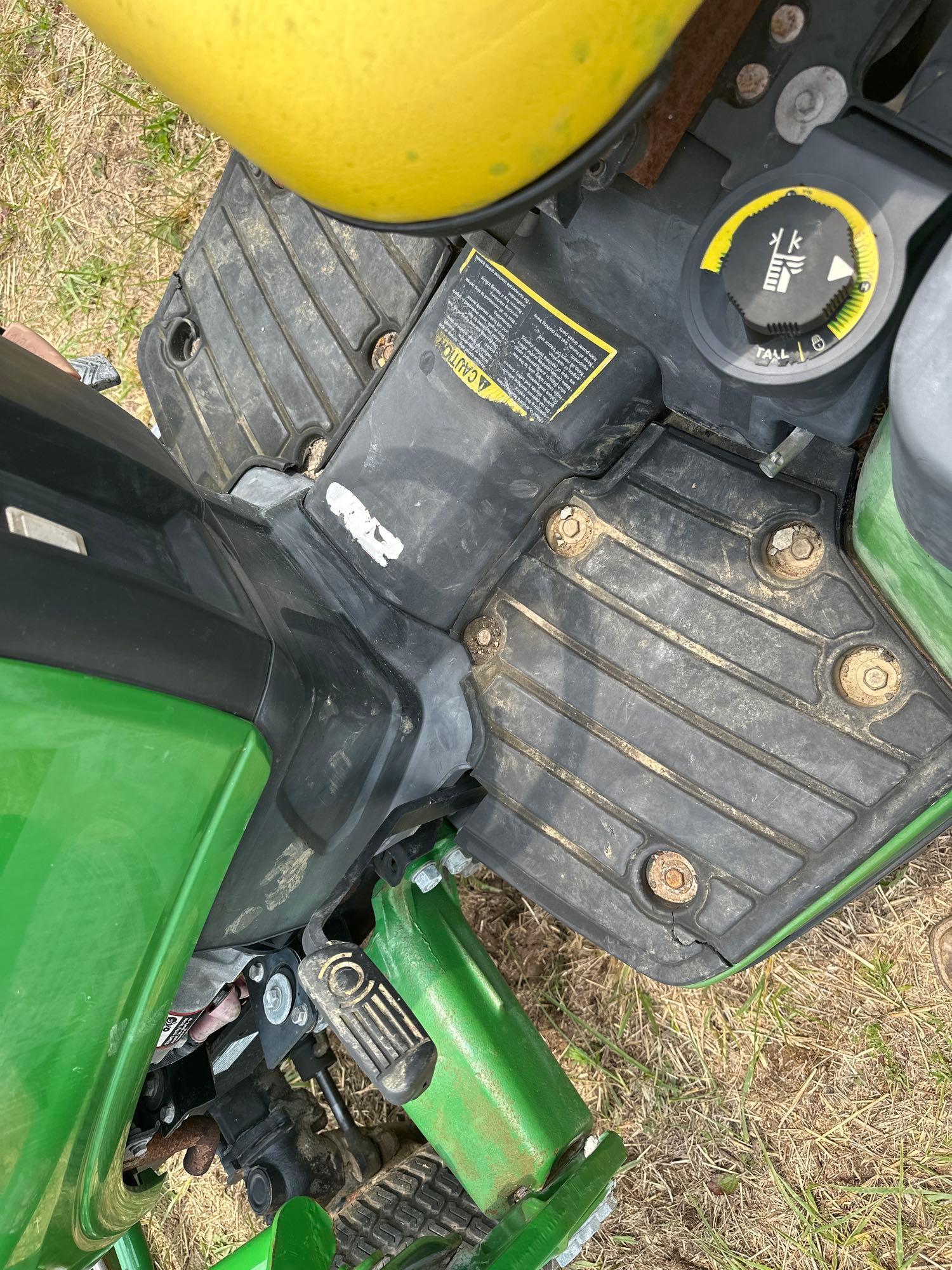 John Deere 1026R Tractor with Loader