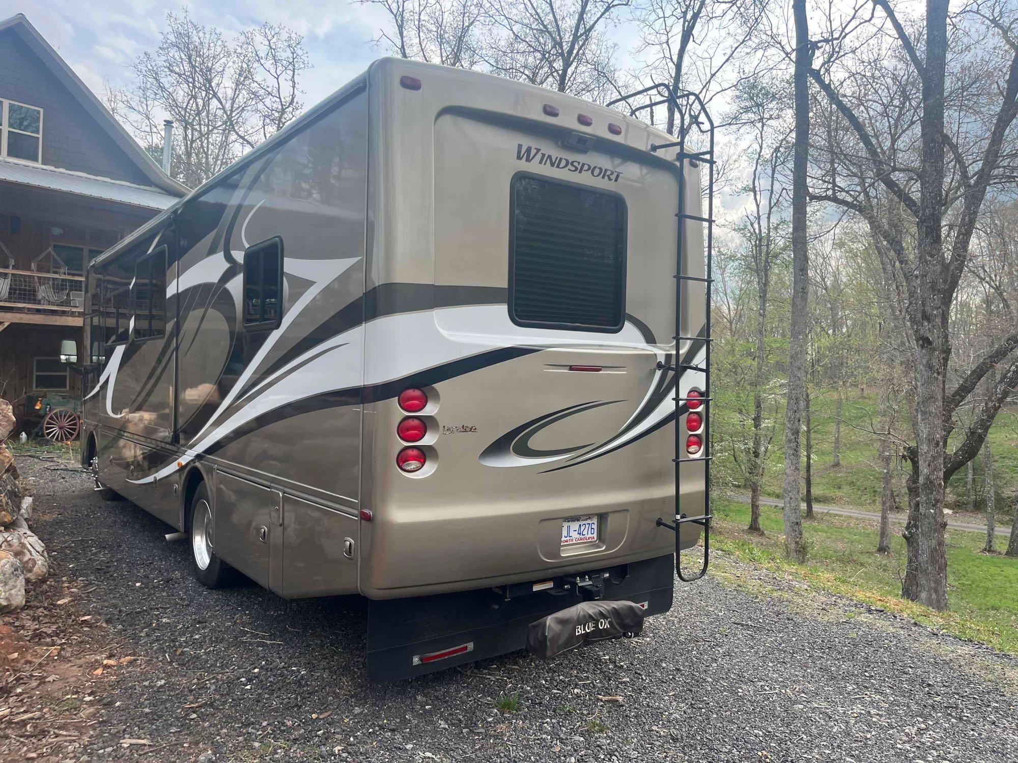 2009 Ford F53 RV, VIN # 1F6NF53Y090A01720