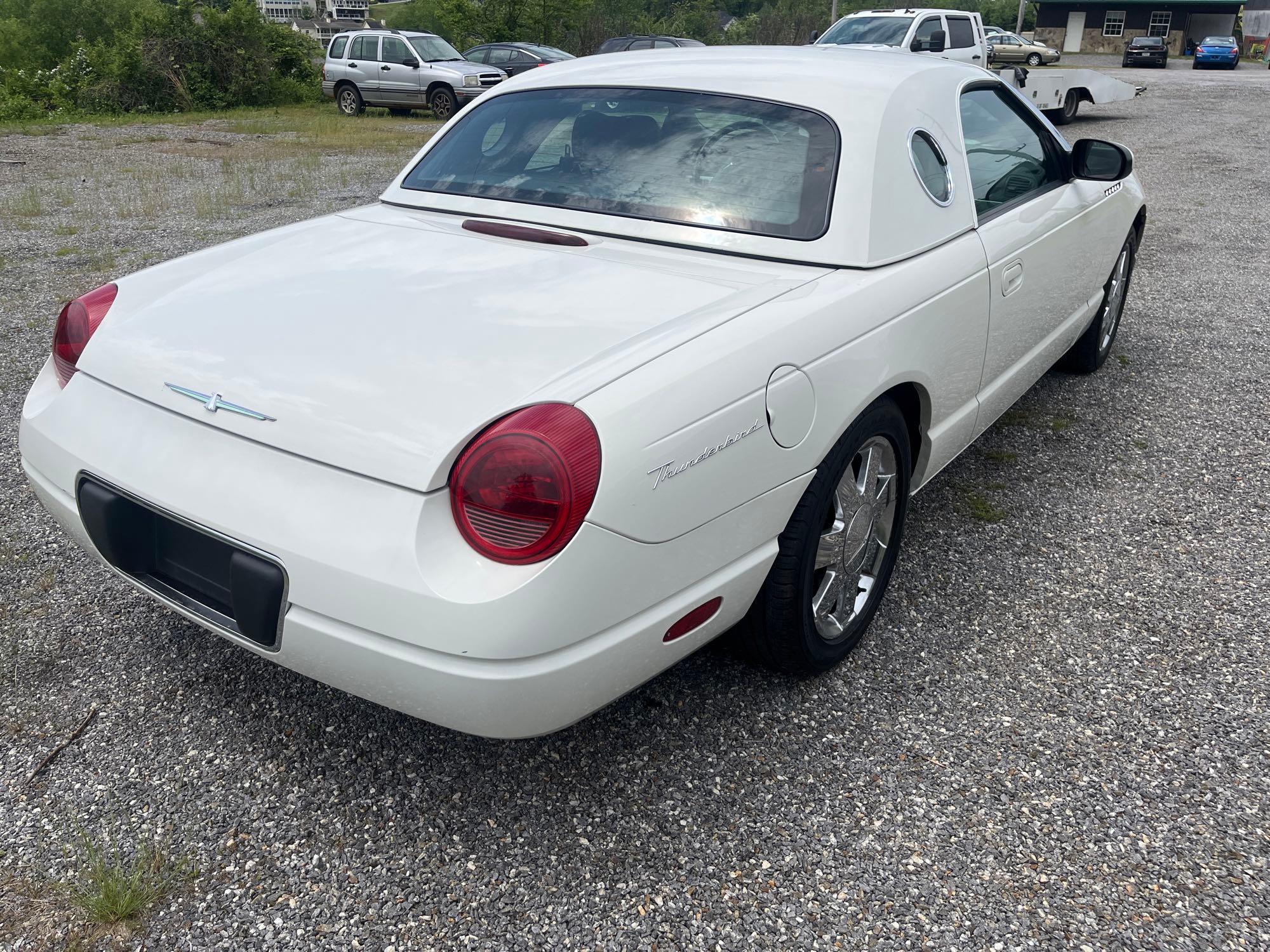 2002 Ford Thunderbird