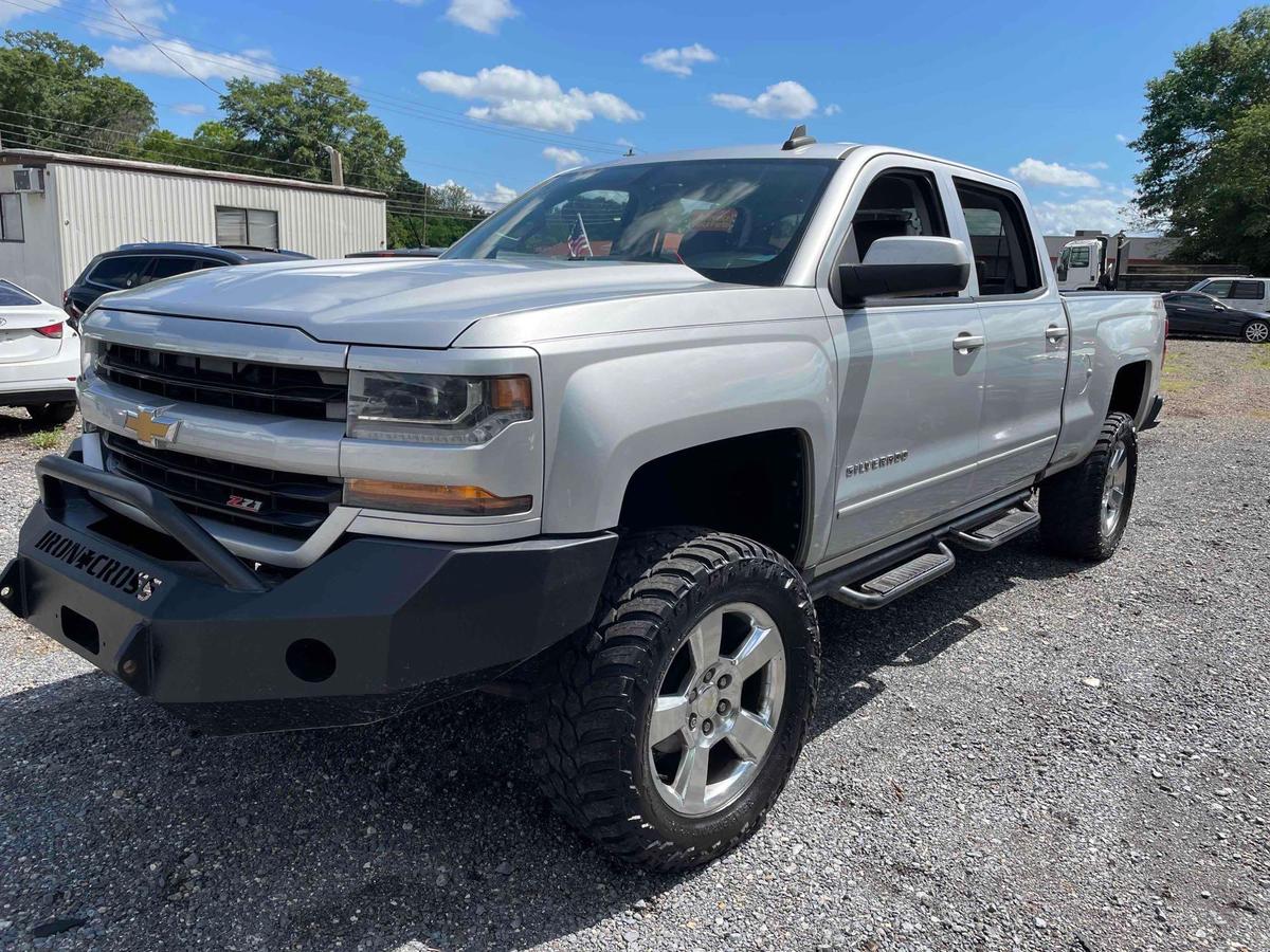 2017 Chevrolet Silverado Pickup Truck, VIN # 3GCUKREC9HG138744