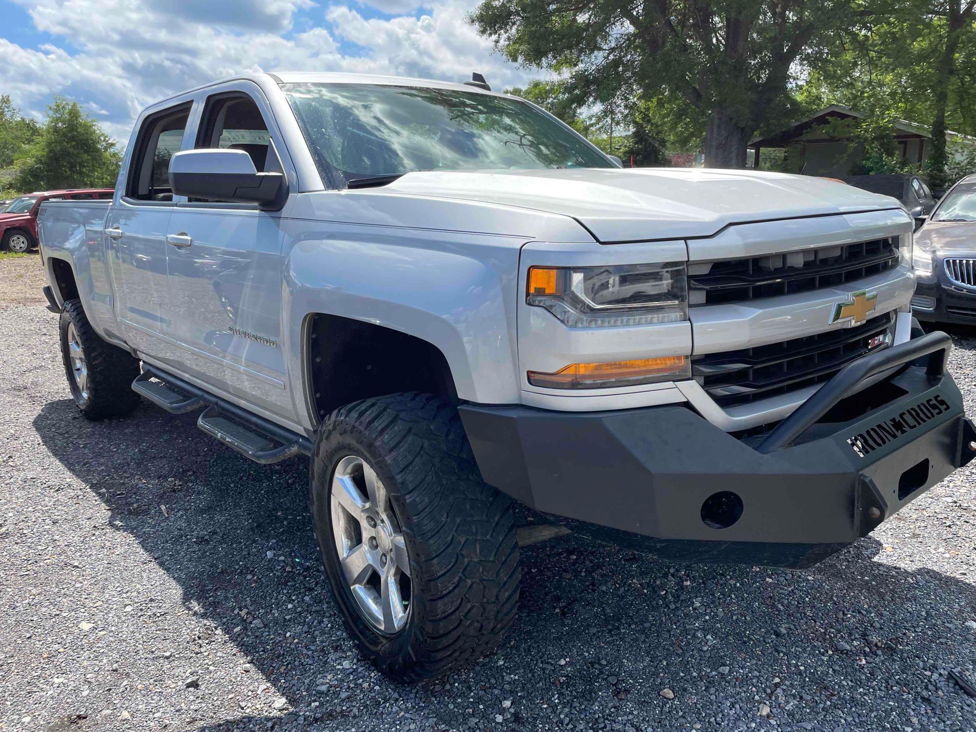 2017 Chevrolet Silverado Pickup Truck, VIN # 3GCUKREC9HG138744