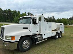 1999 Mack CH 613 Fuel Lube Truck