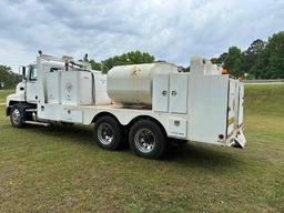 1999 Mack CH 613 Fuel Lube Truck