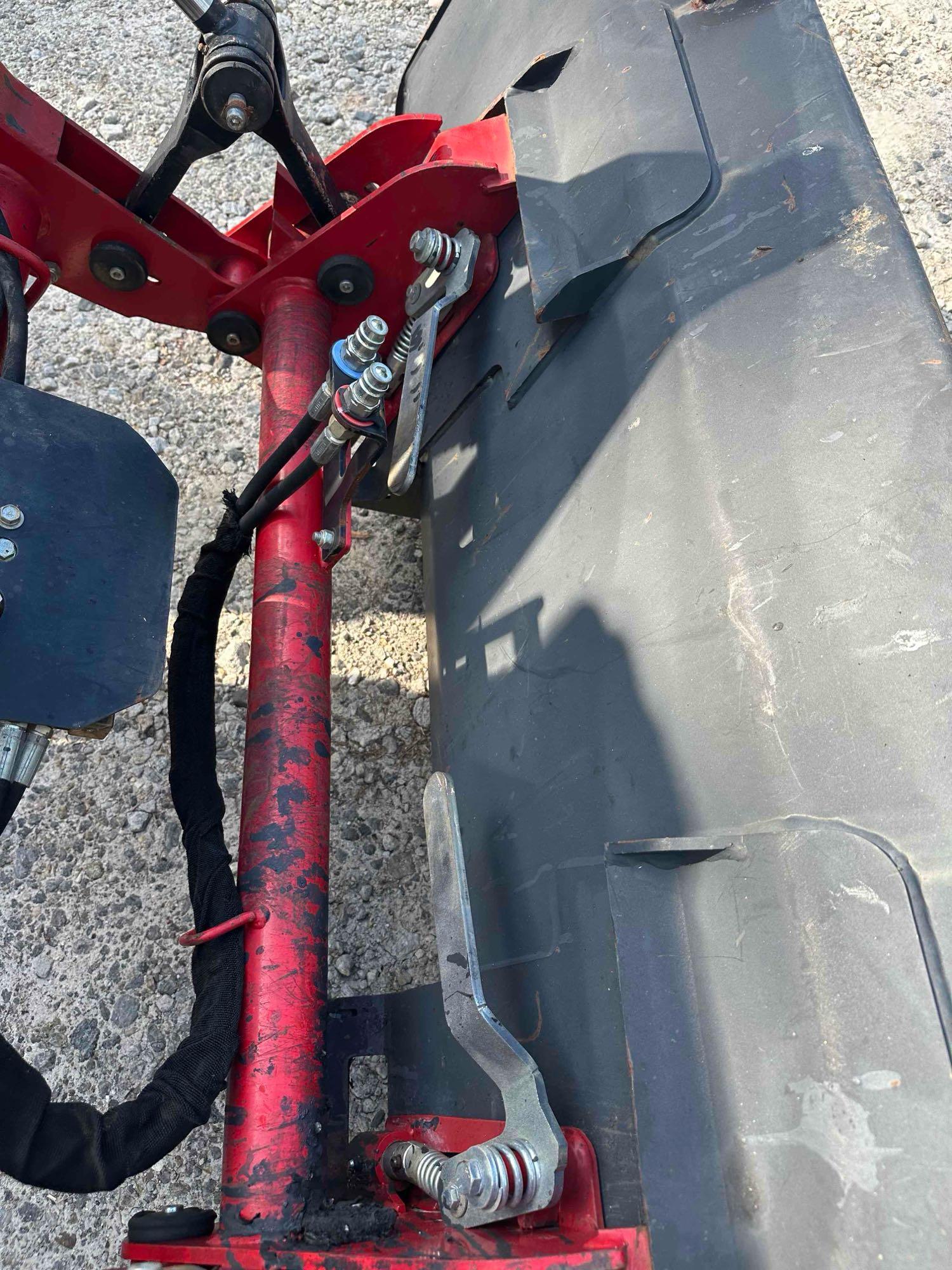 Massey Ferguson 2607 H Tractor with Loader