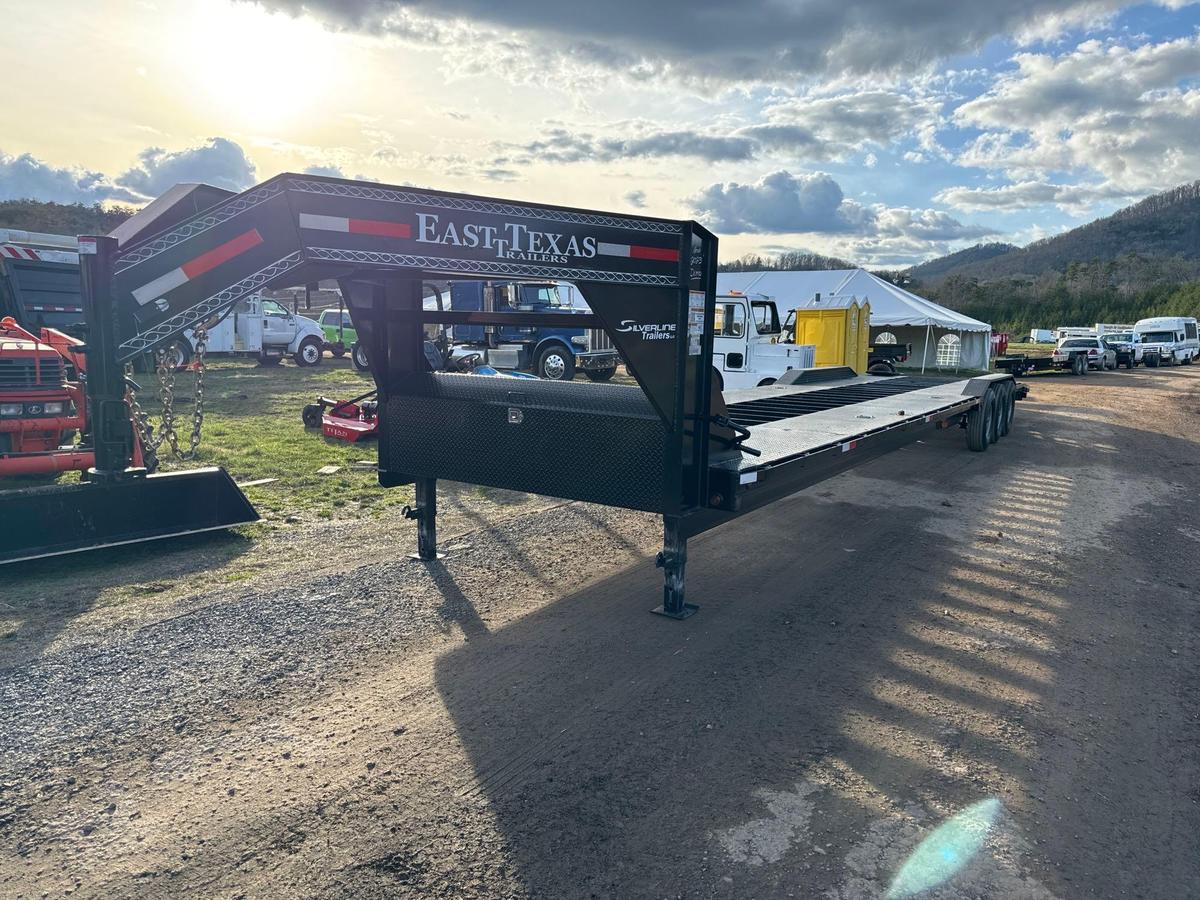 2023 East Texas Tri Single Axle Car Hauler 40ft