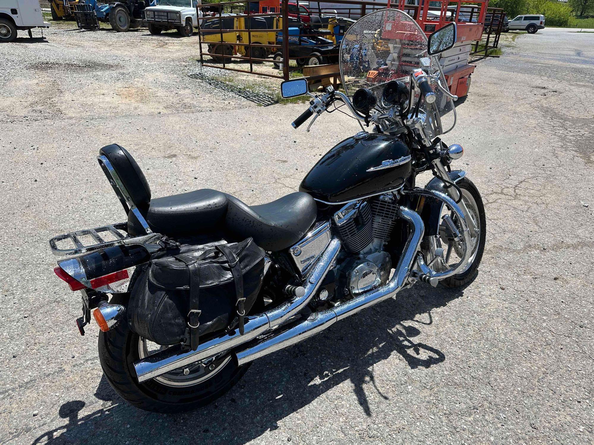 2004 Honda VT1100C Shadow Motorcycle, VIN # 1HFSC18084A800626