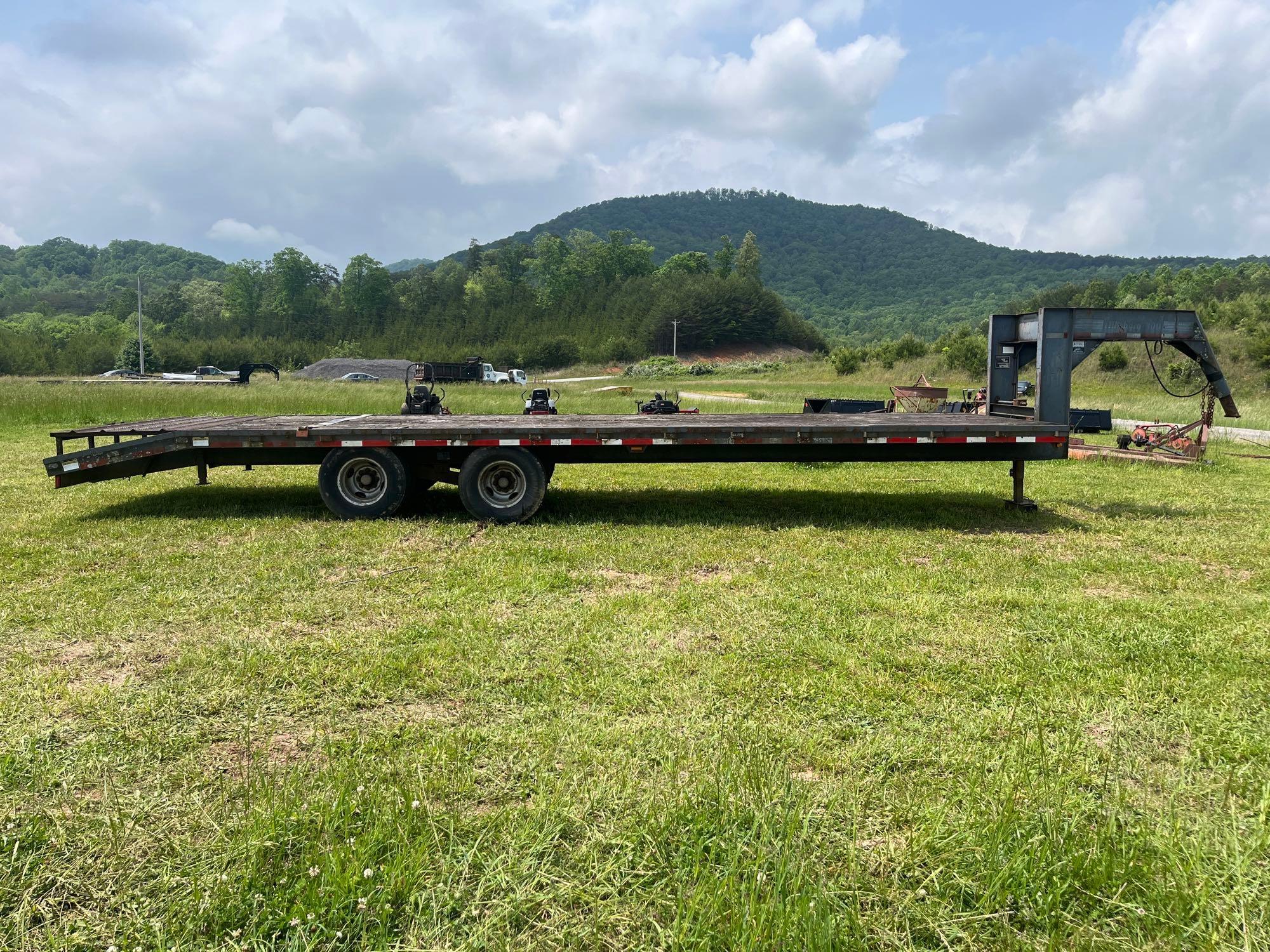 1995 32Ft Hillsboro 300 Gooseneck Trailer