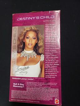 BARBIE Matel H7268 Destiny's Child Beyonce Doll