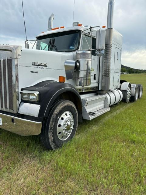 2009 Kenworth W900