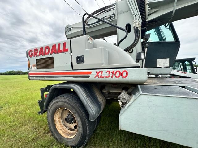 205 Gradall Excavator XL3100