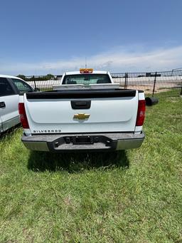 2013 Chevrolet 1500 4x2 regular cab short bed