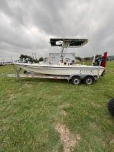2001 Champion Bay Boat Center Console