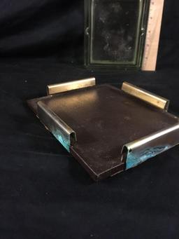 Depression Glass Ash Tray With Stand