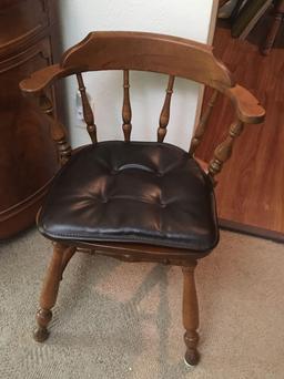 Retro Barrel Chair