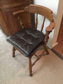 Retro Barrel Chair