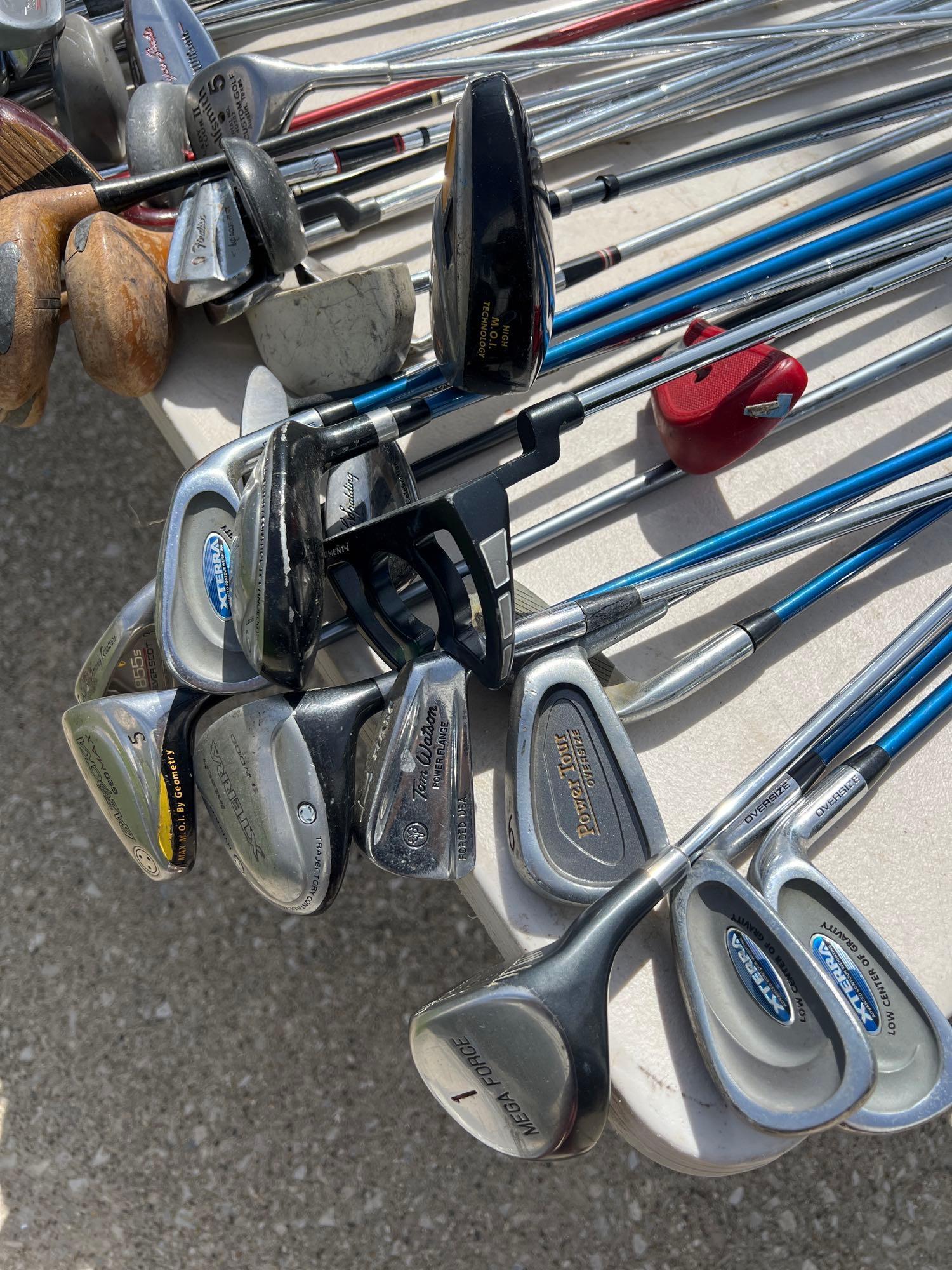 huge miscellaneous lot of golf clubs